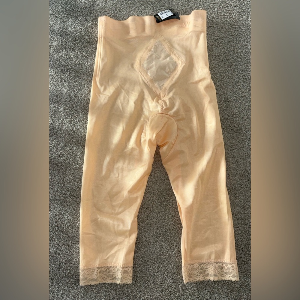 Rago Style 6266 | High Waist Capri Pant Liner with Tummy Control Satin Panel